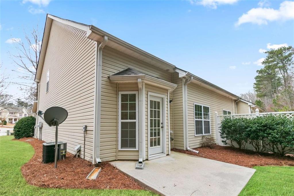 184 Darbys Crossing Court, Hiram, Georgia image 5