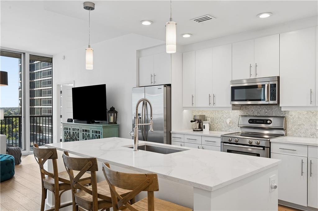 1080 Peachtree Street 1504