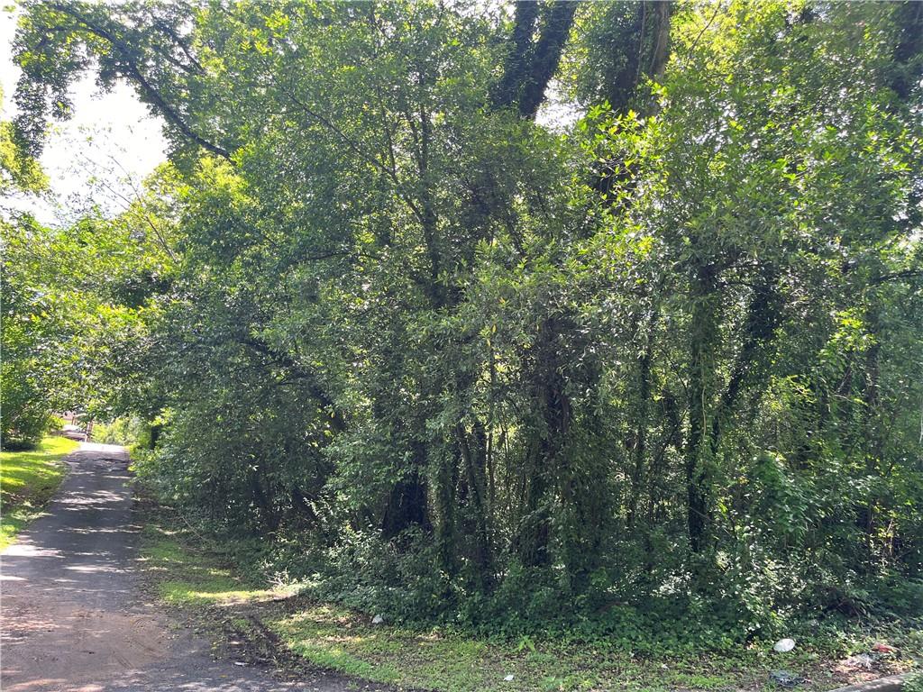 COME, BUY, BUILD! Investment Opportunity in up and coming MACON! 6 LOTS!! Calling all investors, contractors, and visionaries! These as-is, cash-only lots for an opportunity to build a nice home for yourself and rental properties to create passive income. Important: This will be sold in conjunction or seperately with 5 other lots in 31217.
837 Arctic Circle
330 Fulton Street
1135 Sulphur Springs
3912 Kings Park Circle
3434 Lancing Court
838 Womack St