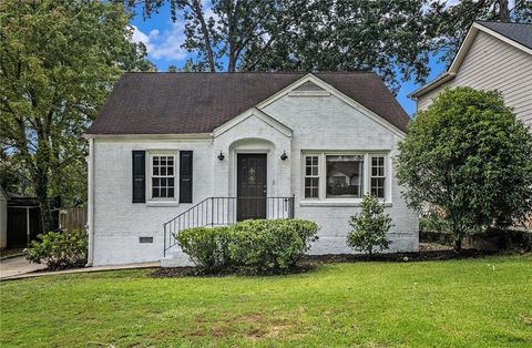 Photo of 463 E PHARR Road, Decatur, GA 30030 (MLS # 7631766)