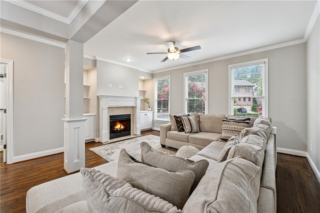 3324 Chestnut Woods Circle