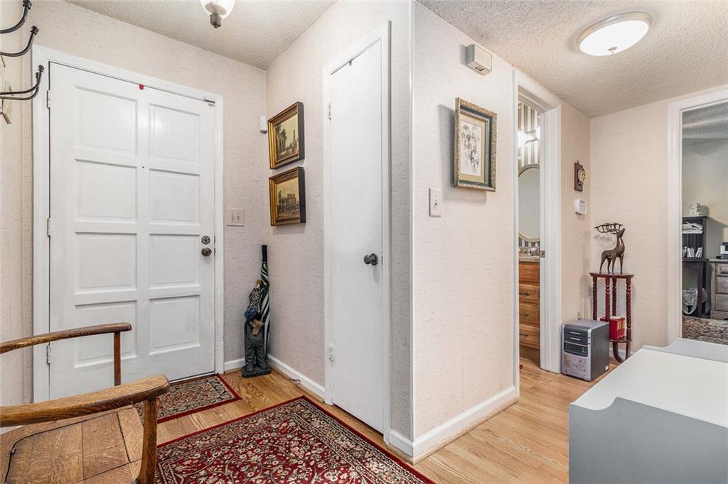 2505 Northlake Court Northeast