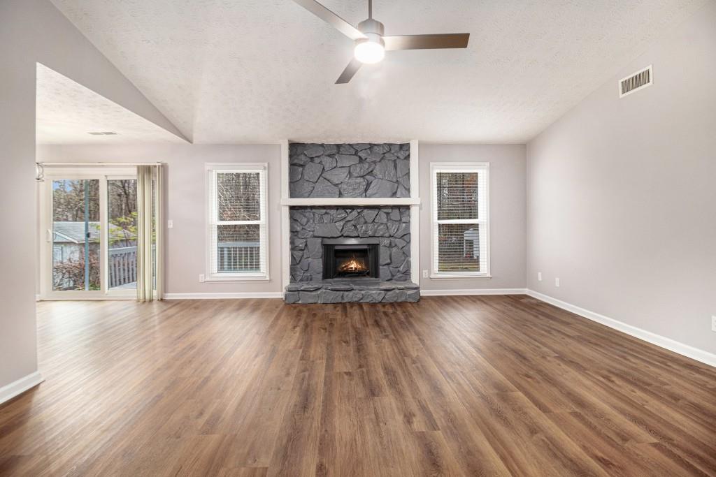 5524 DORSETT SHOALS Road