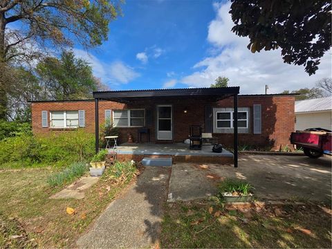 Homes For Sale - 330 Augusta Avenue<br/> Athens, GA 30601