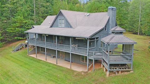 A home in Clarkesville