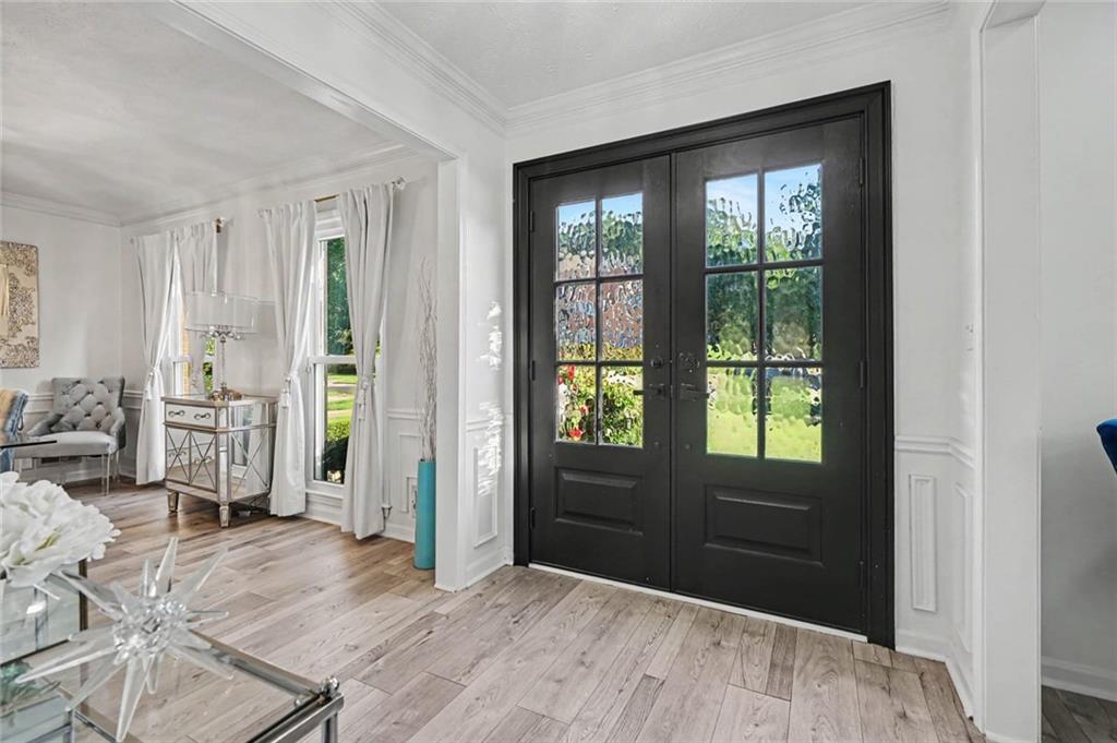 5553 Reynard Trail
