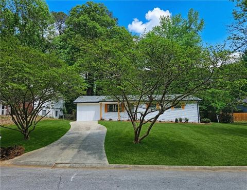 Homes For Sale - 2450 Elkhorn Drive<br/> Dekalb County, Decatur, GA 30034