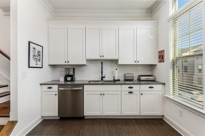 Atlanta, Georgia 30339, United States, 3 Bedrooms Bedrooms, ,4 BathroomsBathrooms,Residential,Active,177598