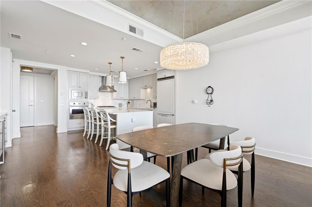3630 Peachtree Road NE 2302