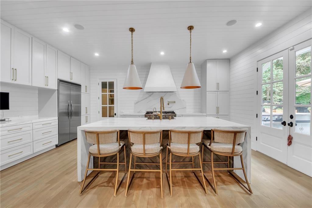 2756 Octavia Lane