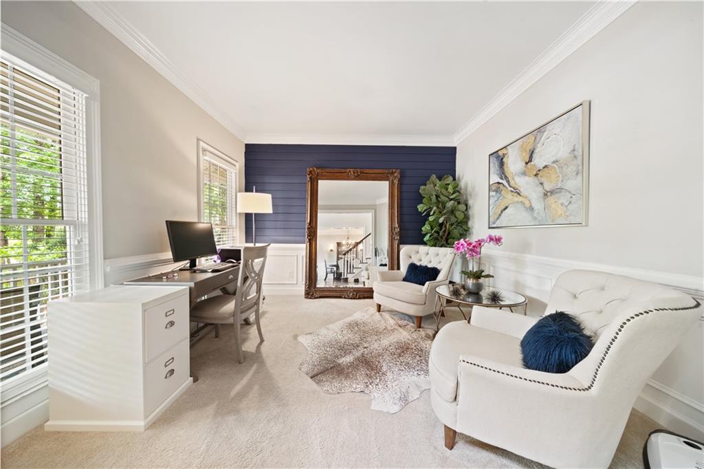 1406 Creston Hill