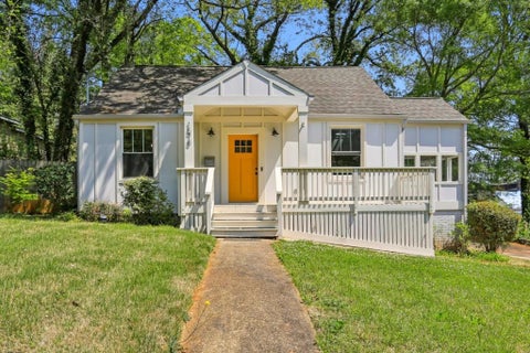 Homes For Sale - 1578 Belmont Avenue<br/> Atlanta, GA 30310