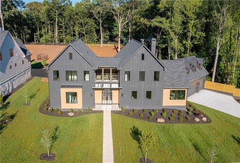 115 Nova Lane Roswell GA 30075