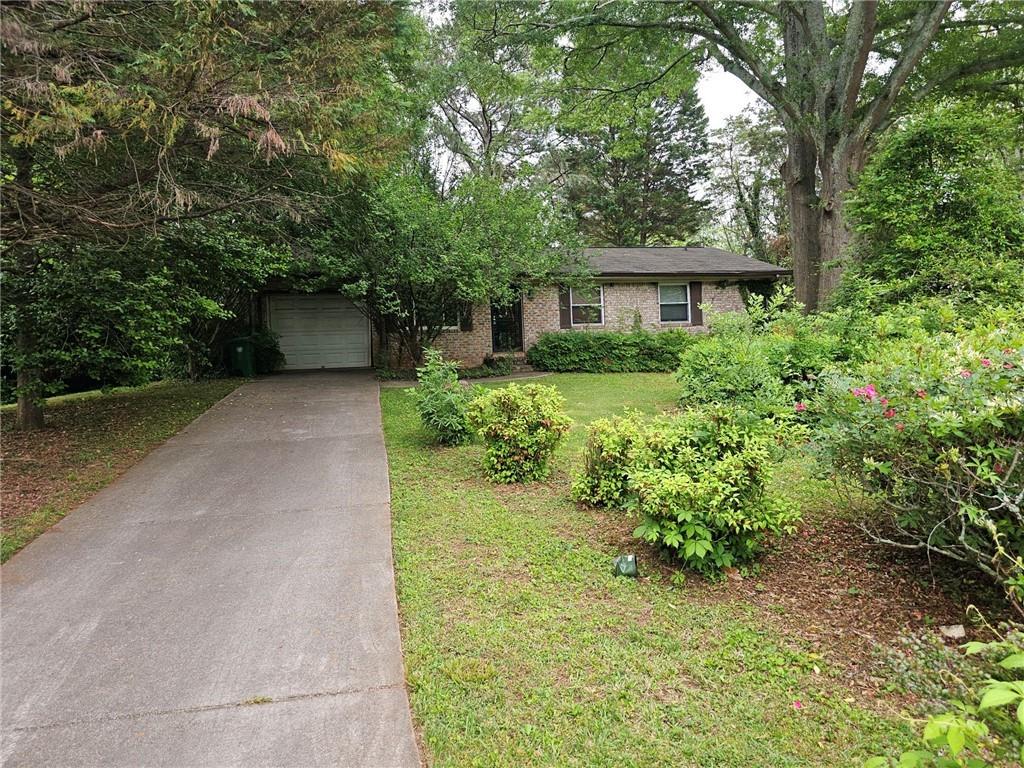 1517 Colony East Circle, Stone Mountain, Georgia image 3
