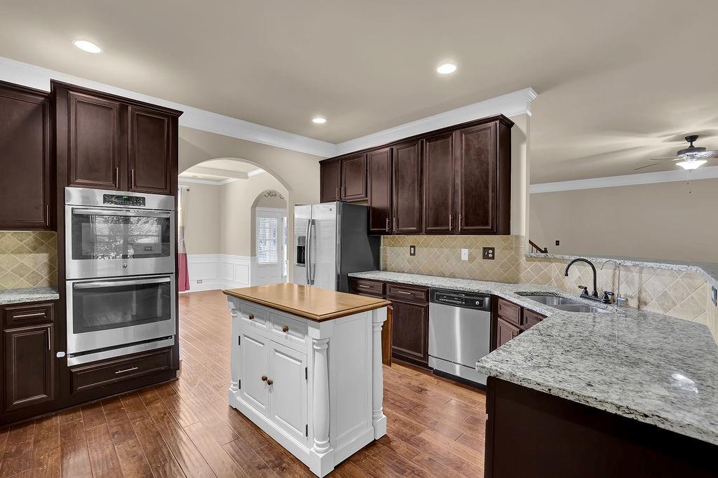 882 Nestling Drive