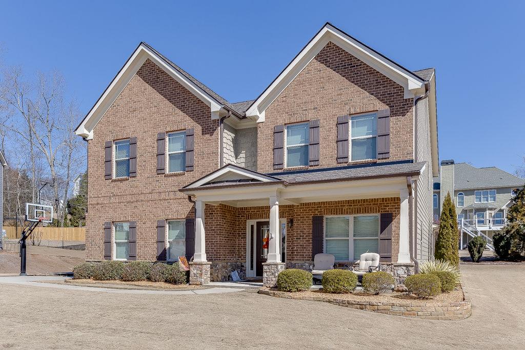 2225 Independence Lane