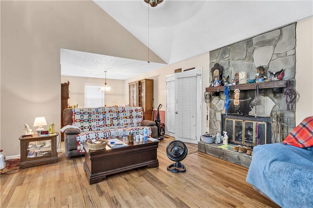 5833 Wind Haven Court, Kennesaw, Georgia image 4