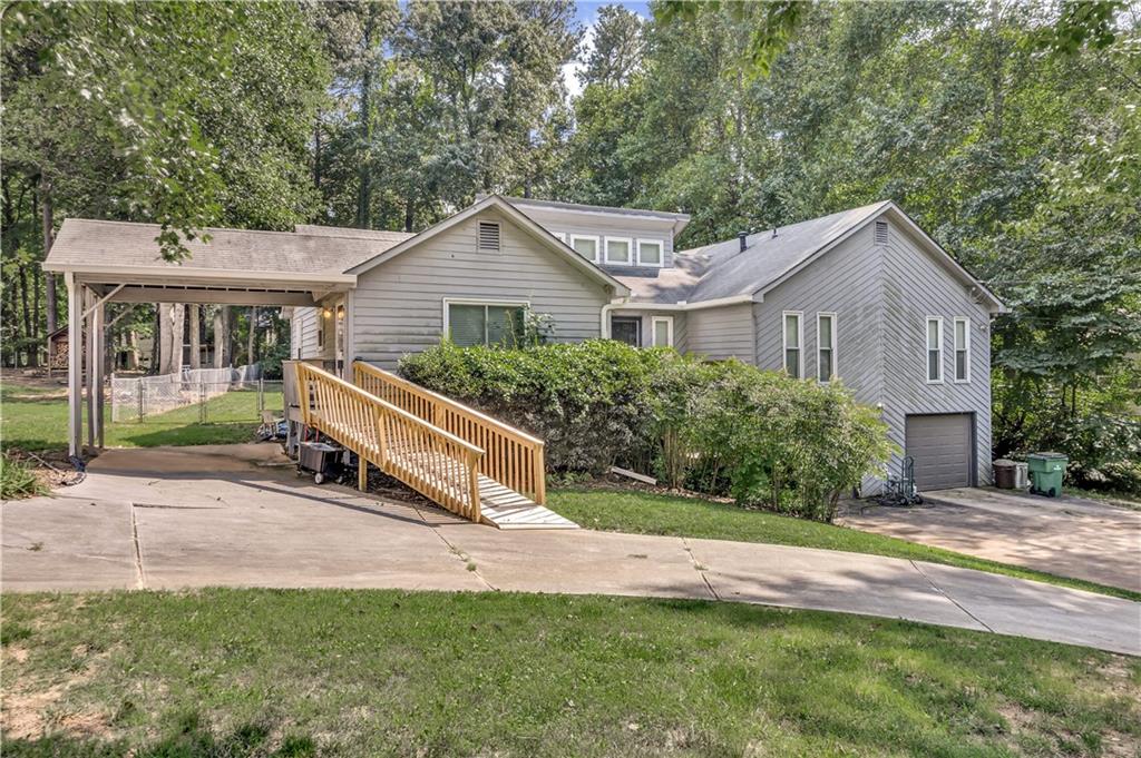5833 Wind Haven Court, Kennesaw, Georgia image 2