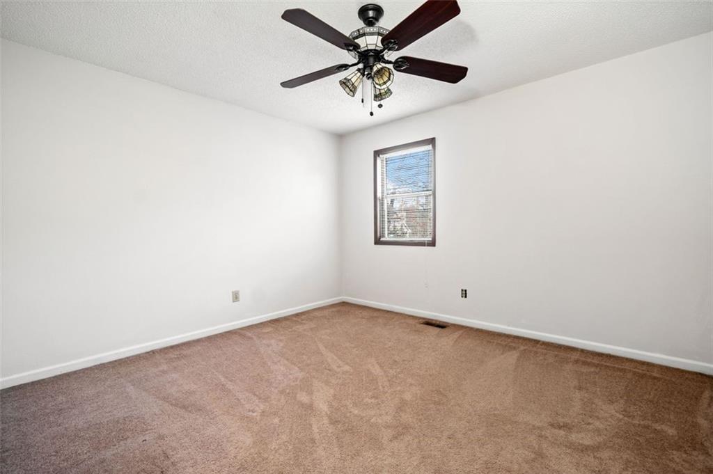 4525 Hickory Grove Drive, Acworth, Georgia image 10