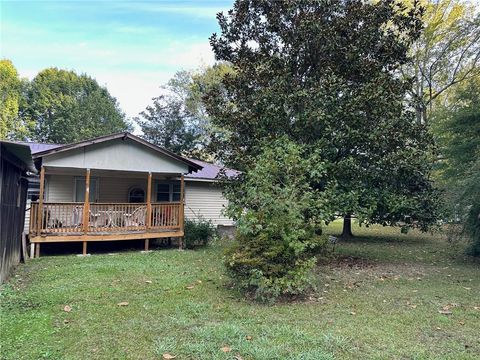 A home in Calhoun