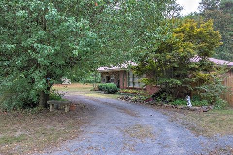 A home in Calhoun