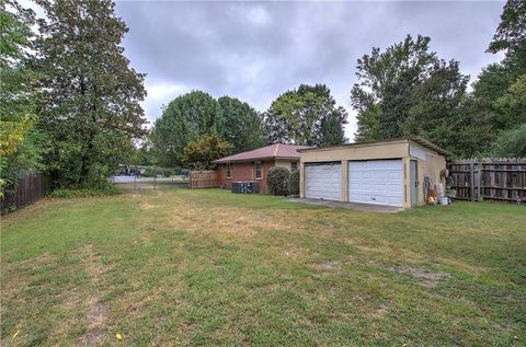 A home in Calhoun