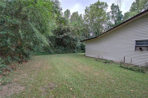 A home in Calhoun