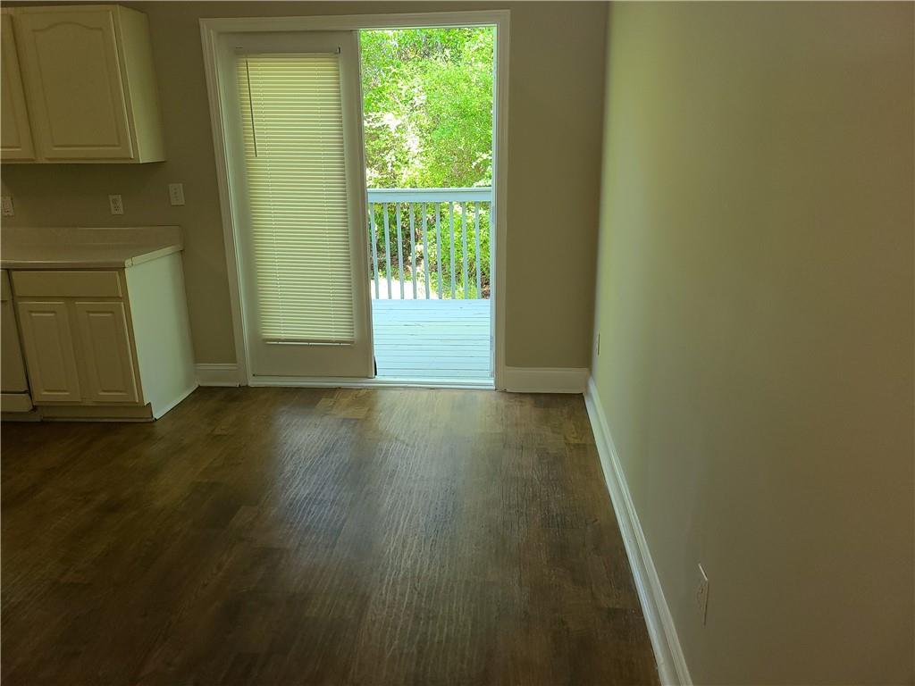 1234 Pinedale Circle, Conyers, Georgia image 3