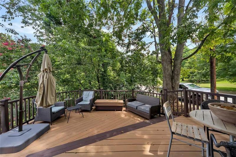 201 Hurt St NE, Atlanta, GA, 30307, USA, 5 Bedrooms Bedrooms, ,4 BathroomsBathrooms,Residential,Active,201 Hurt St NE,7786115