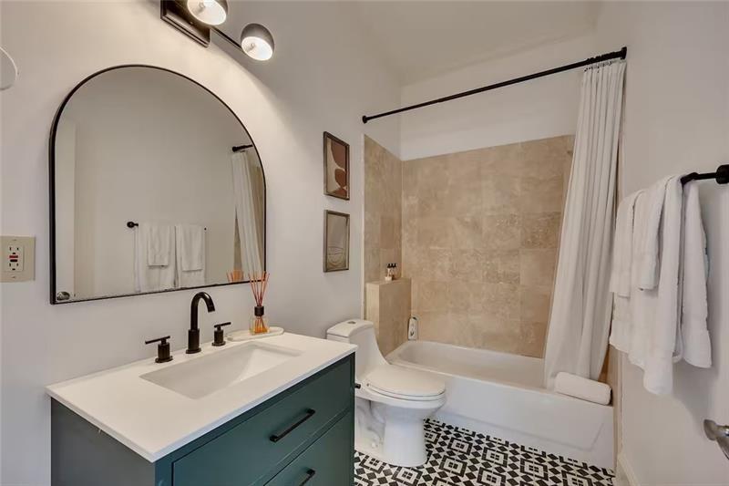201 Hurt St NE, Atlanta, GA, 30307, USA, 5 Bedrooms Bedrooms, ,4 BathroomsBathrooms,Residential,Active,201 Hurt St NE,7786115