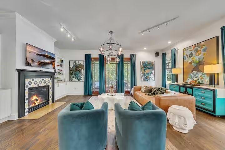 201 Hurt St NE, Atlanta, GA, 30307, USA, 5 Bedrooms Bedrooms, ,4 BathroomsBathrooms,Residential,Active,201 Hurt St NE,7786115