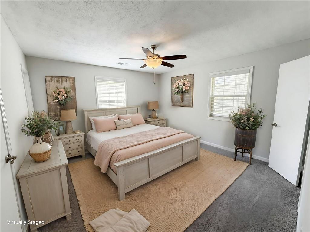 5596 Pinedale Circle