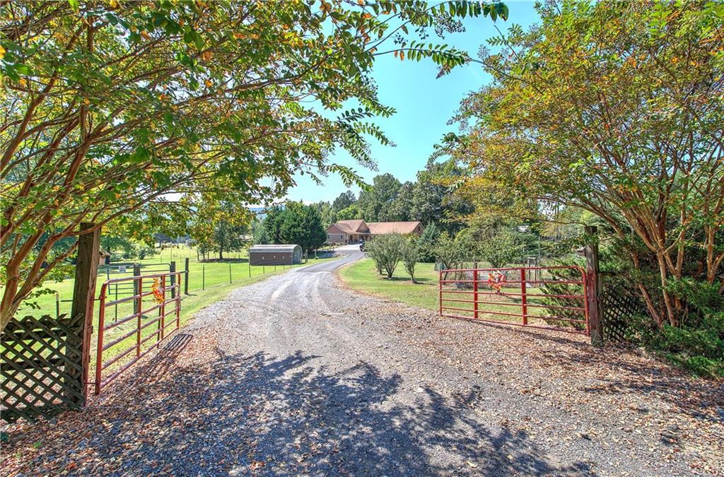 2051 Little Texas Valley Road