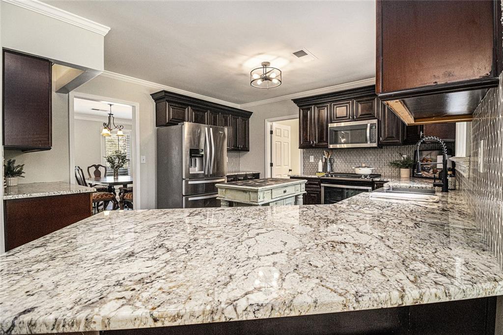 5222 Camden Lake Parkway, Acworth, Georgia image 13