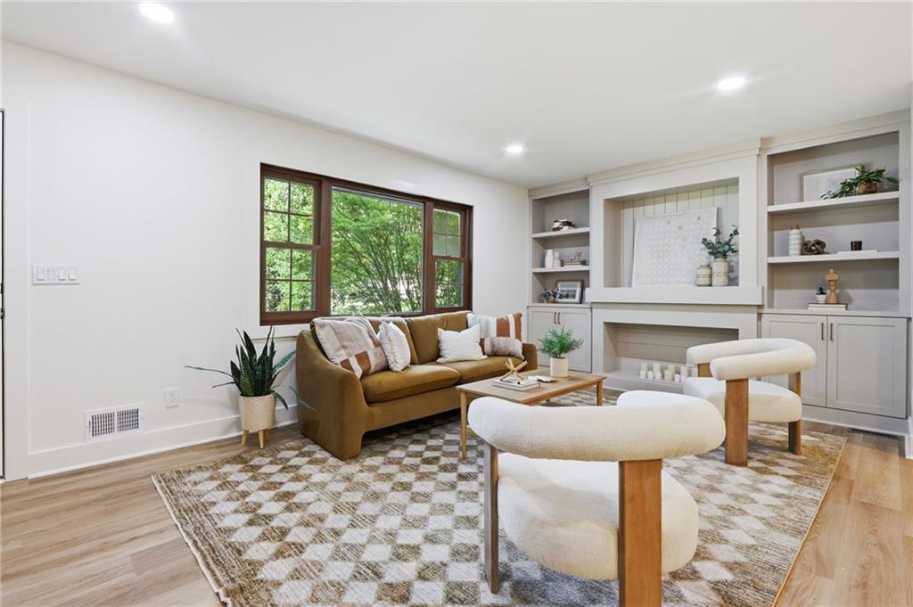 3331 De Leon Lane