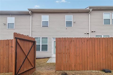 A home in Fairburn