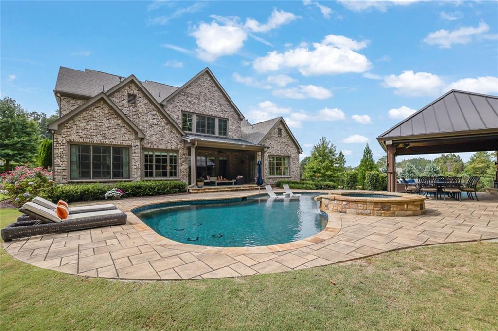 The Manor - Residential