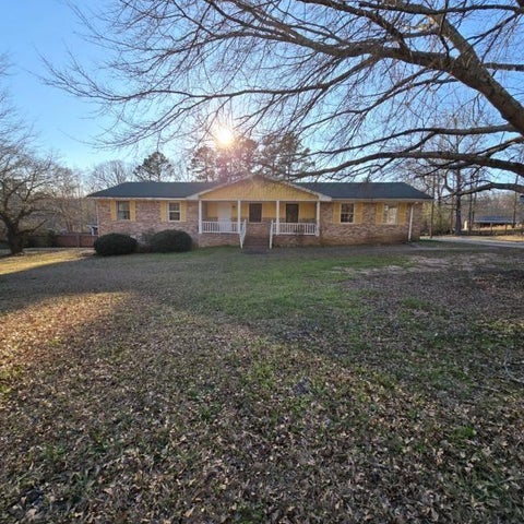 Homes For Sale - 25 Bryans Drive<br/> Mcdonough, GA 30252