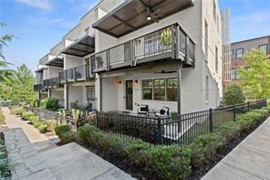1910 Bay Line Lane NW