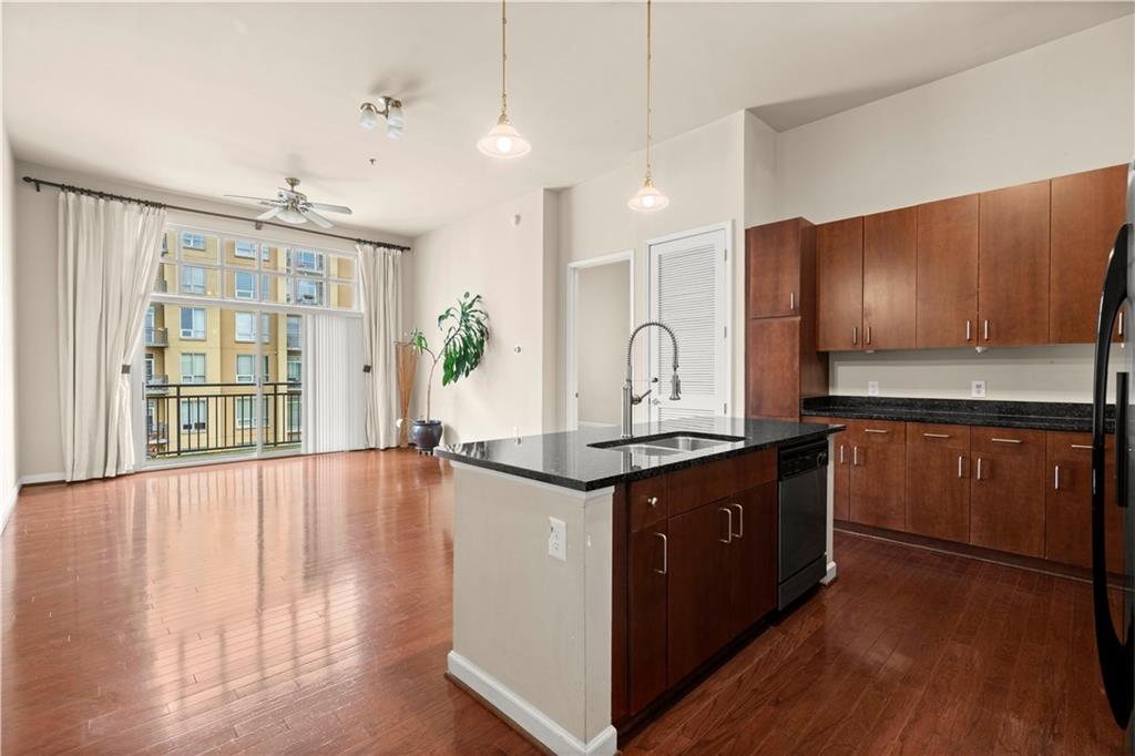 711 Cosmopolitan Drive NE 442