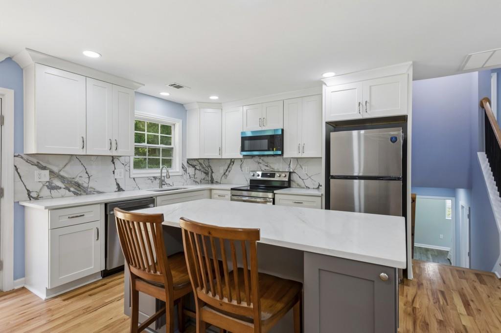 371 Pine Valley Road SW