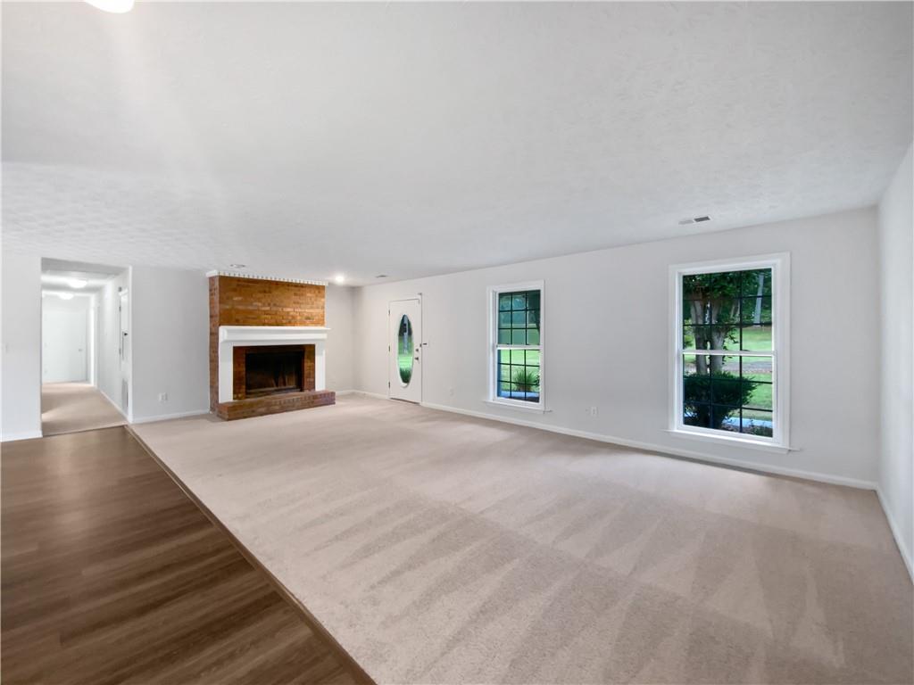 105 Creekwood Lane