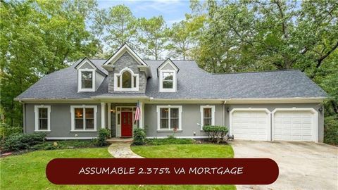 Photo of 415 Cliffcove Court, Roswell, GA 30076 (MLS # 7657297)