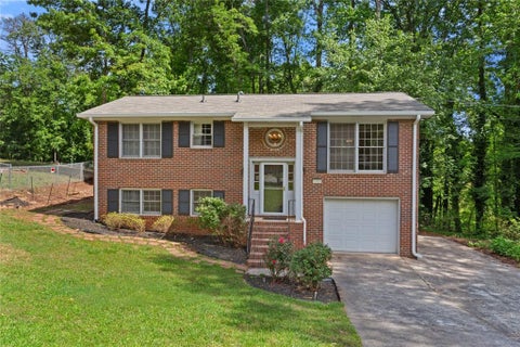 Homes For Sale - 1169 Mountain View Drive<br/> Marietta, GA 30062