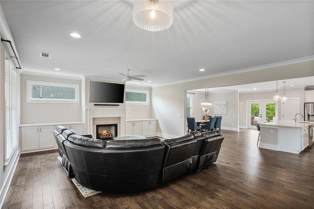 518 Oak Drive