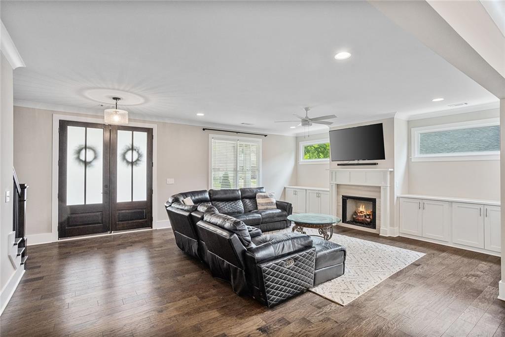 518 Oak Drive