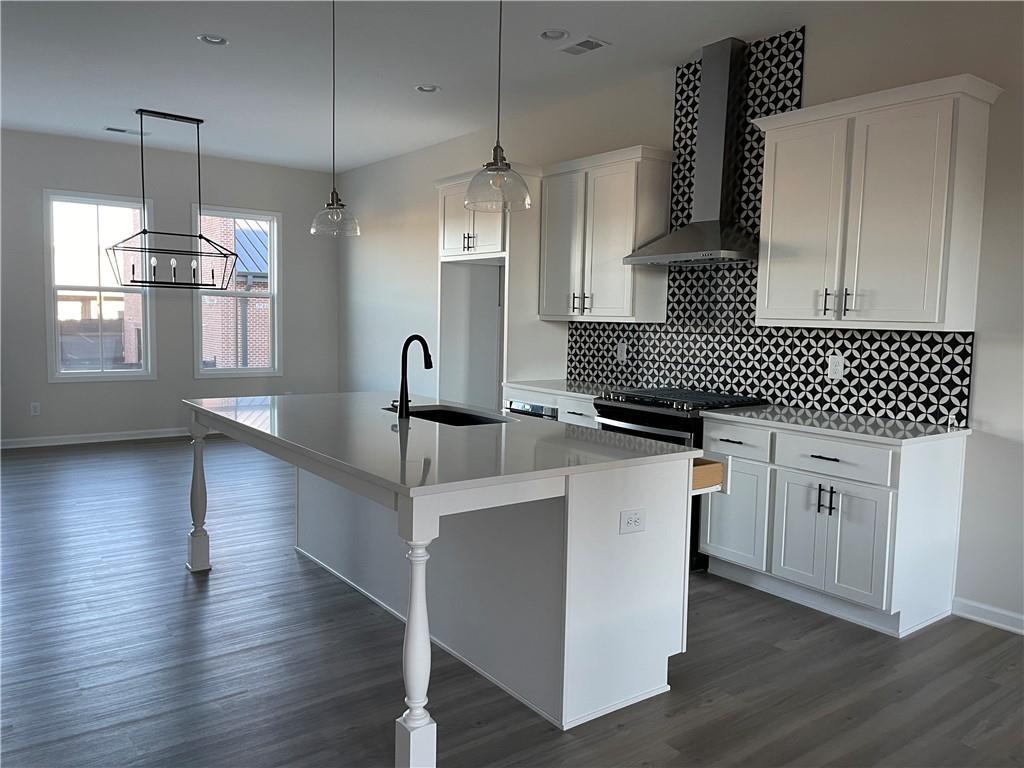 HALCYON GARDEN - Residential Lease