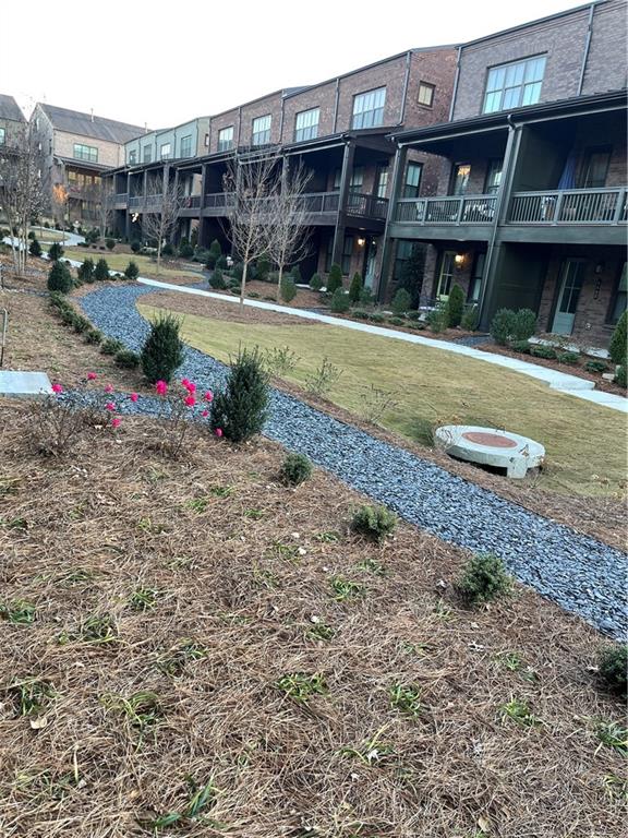 HALCYON GARDEN - Residential Lease
