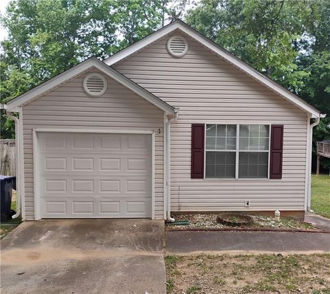 Homes For Sale - 1596 Wembley Drive<br/> Douglas County, Douglasville, GA 30134