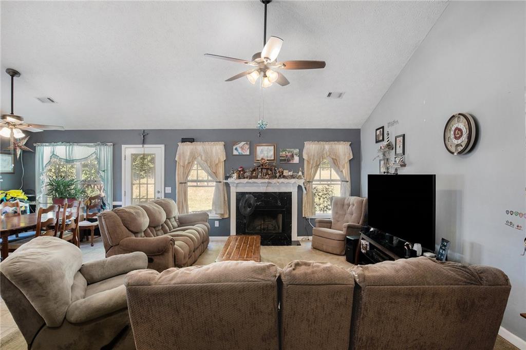 421 Arrowhatchee Drive